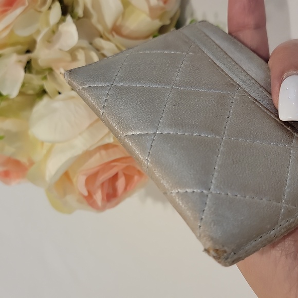 Authentic CHANEL card wallet - Picture 7 of 15